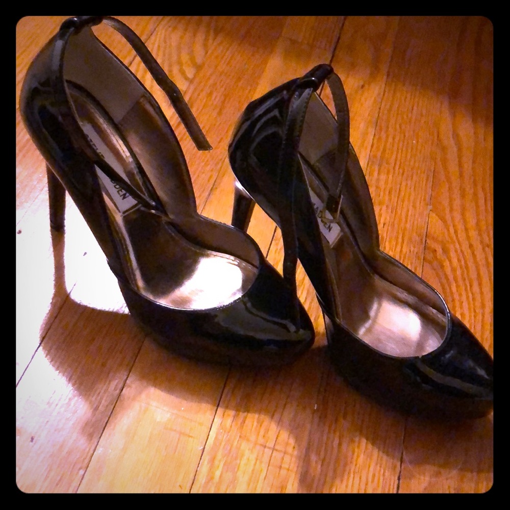 6.5 Steve Madden Black Heels
